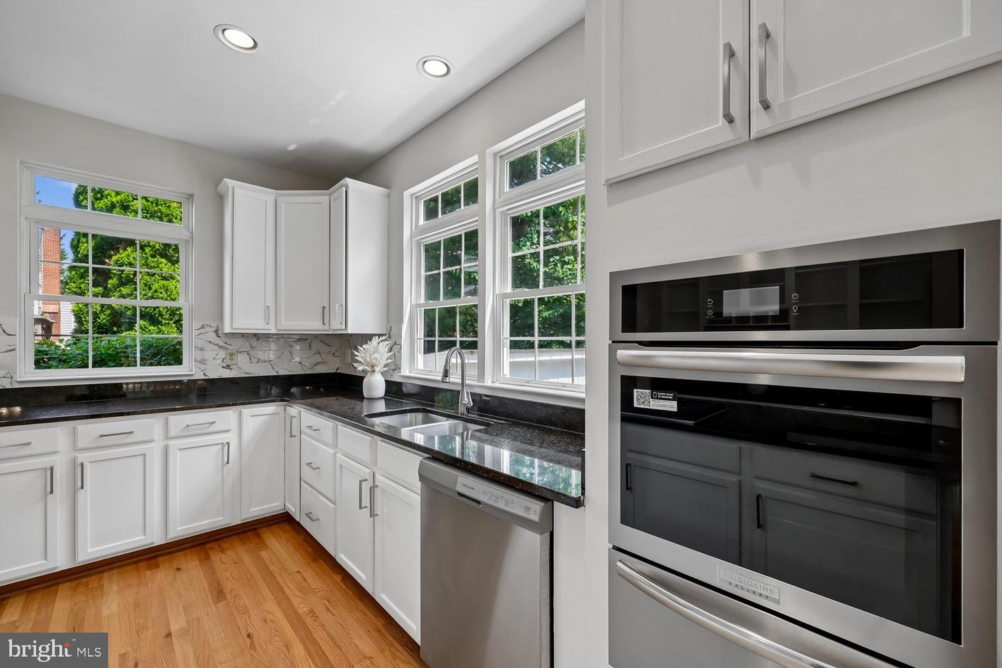 2 Seneca Forest Ct Property Photo 27