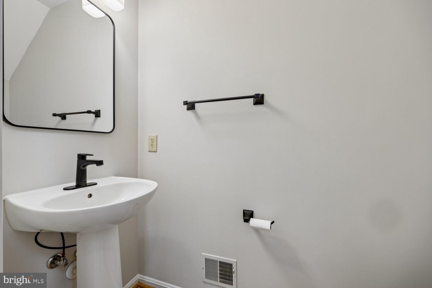 2 Seneca Forest Ct Property Photo 41