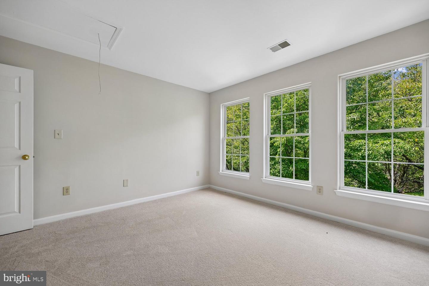 2 Seneca Forest Ct Property Photo 67
