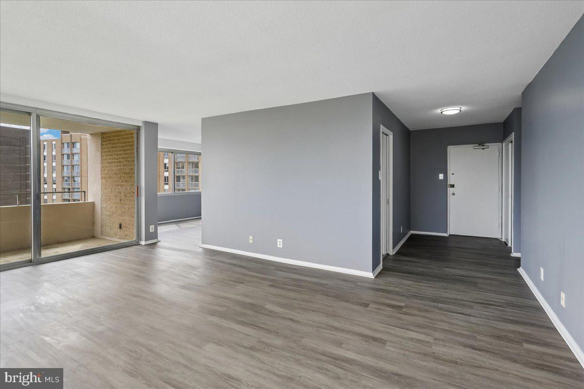 5500 Friendship Blvd #2108n Property Photo 6