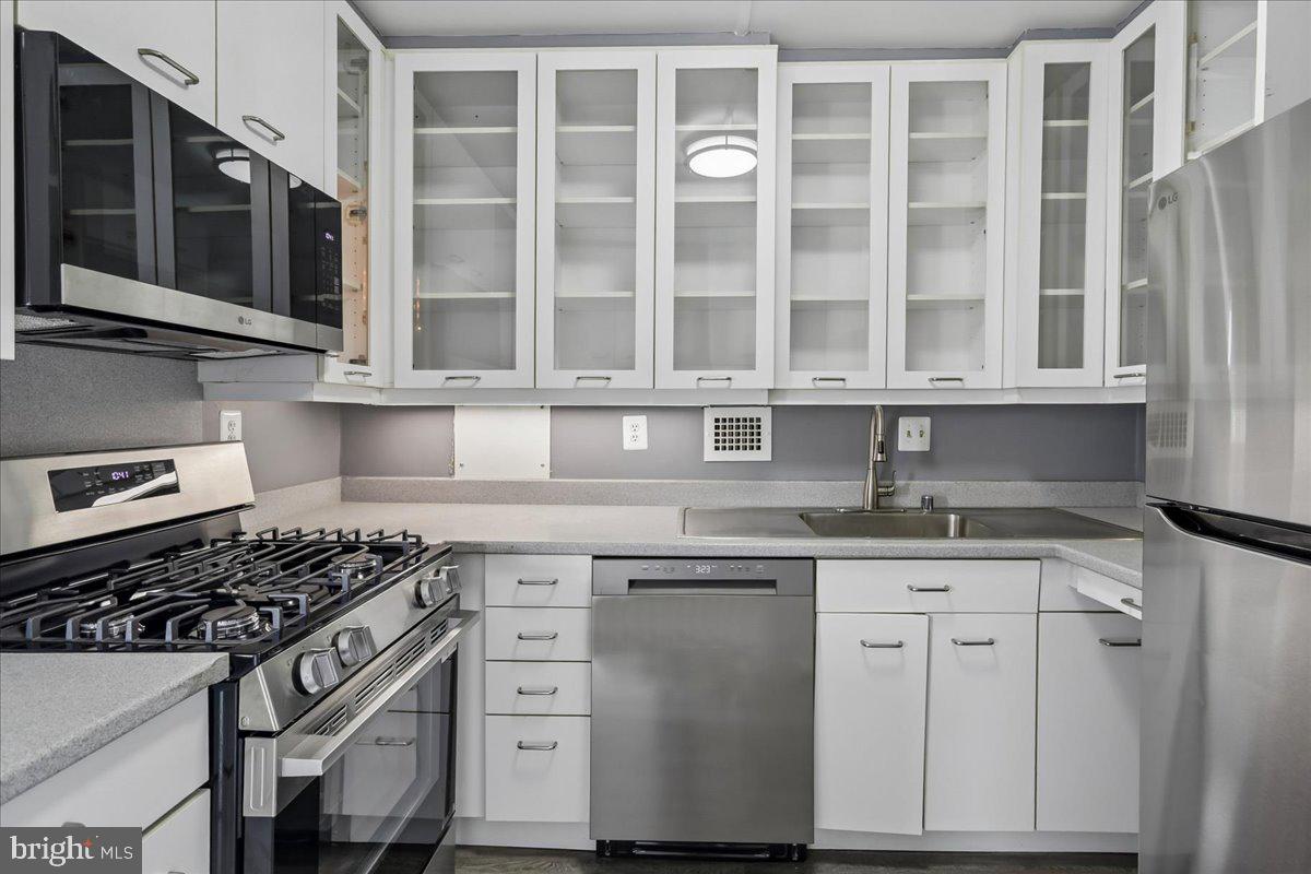 5500 Friendship Blvd #2108n Property Photo 13