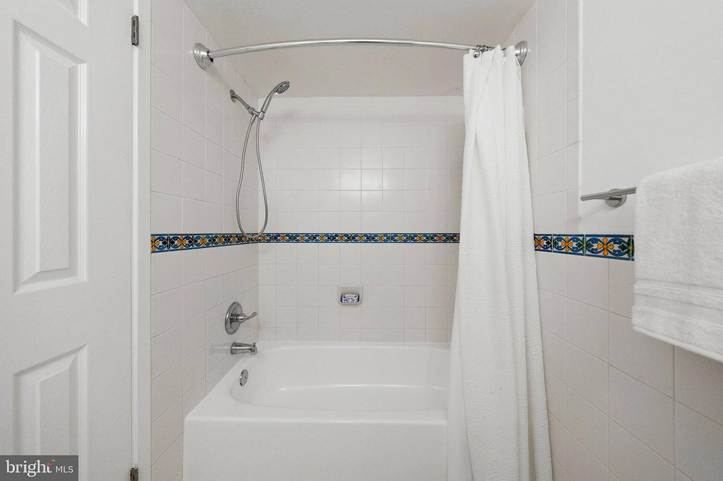 5809 Edson Ln #5809-304 Property Photo 18
