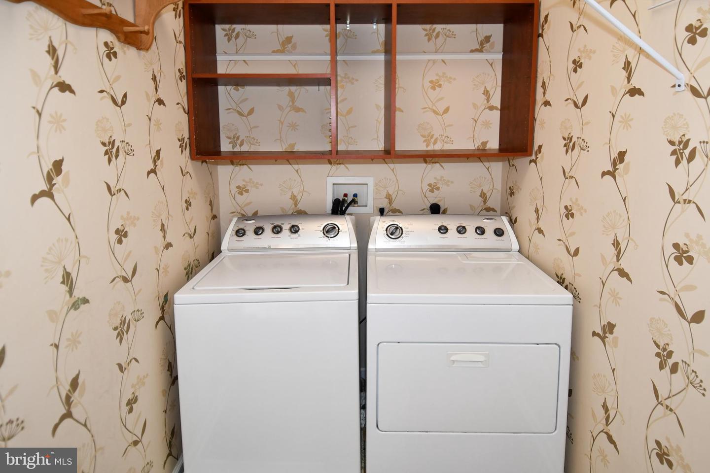589 Cedar Spring St Property Photo 32