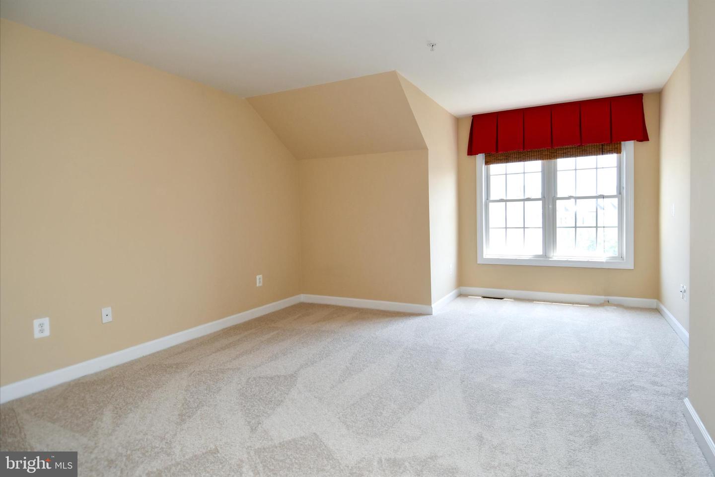 589 Cedar Spring St Property Photo 34