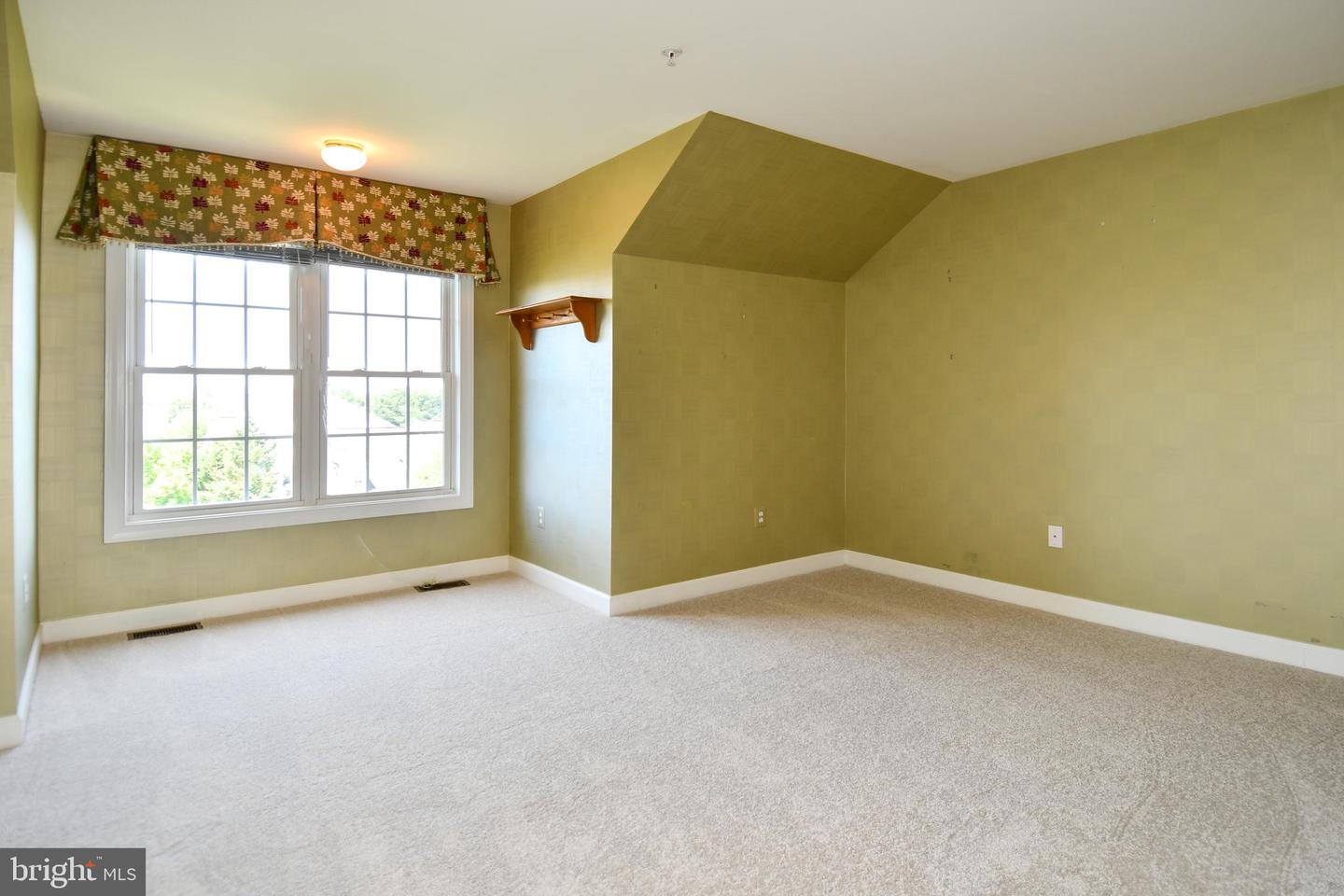 589 Cedar Spring St Property Photo 37