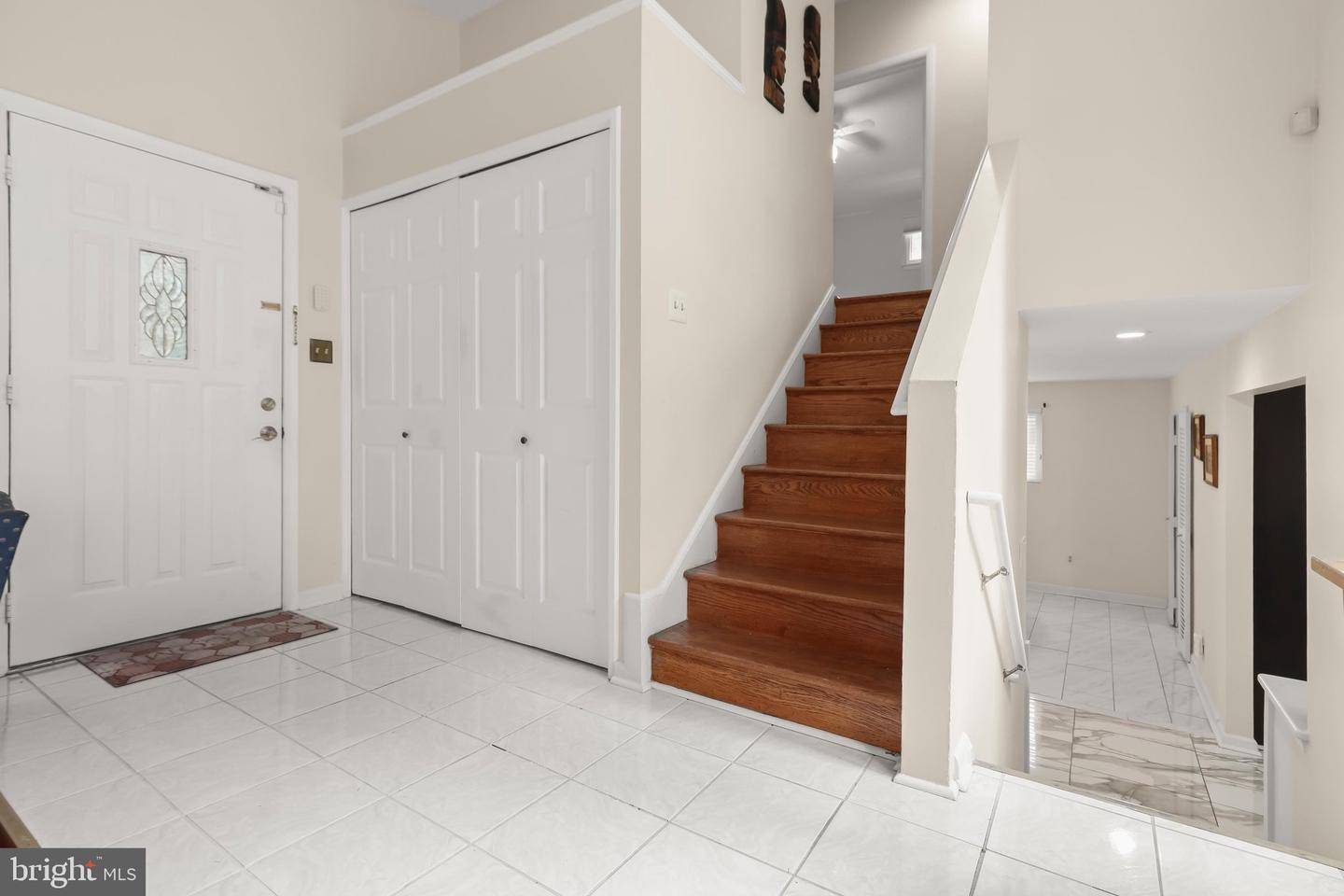11400 Cloverhill Dr Property Photo 2