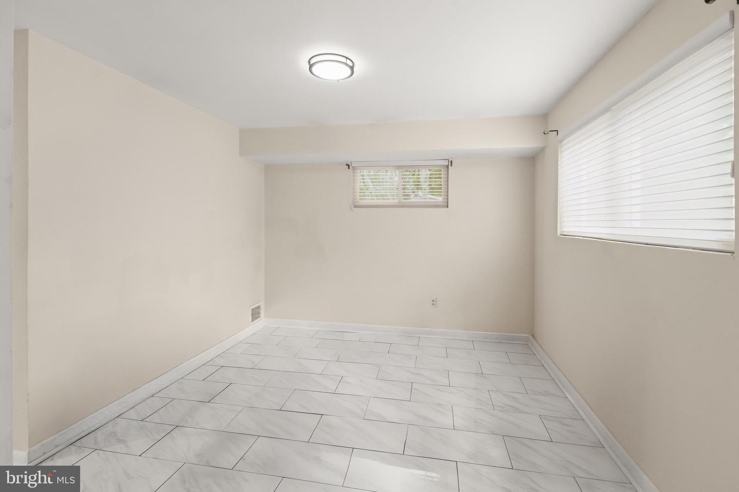11400 Cloverhill Dr Property Photo 12