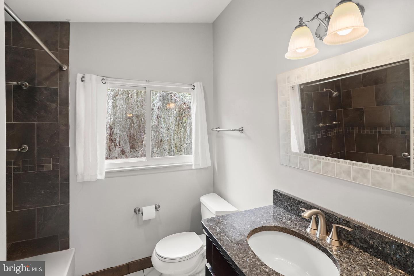 11400 Cloverhill Dr Property Photo 25