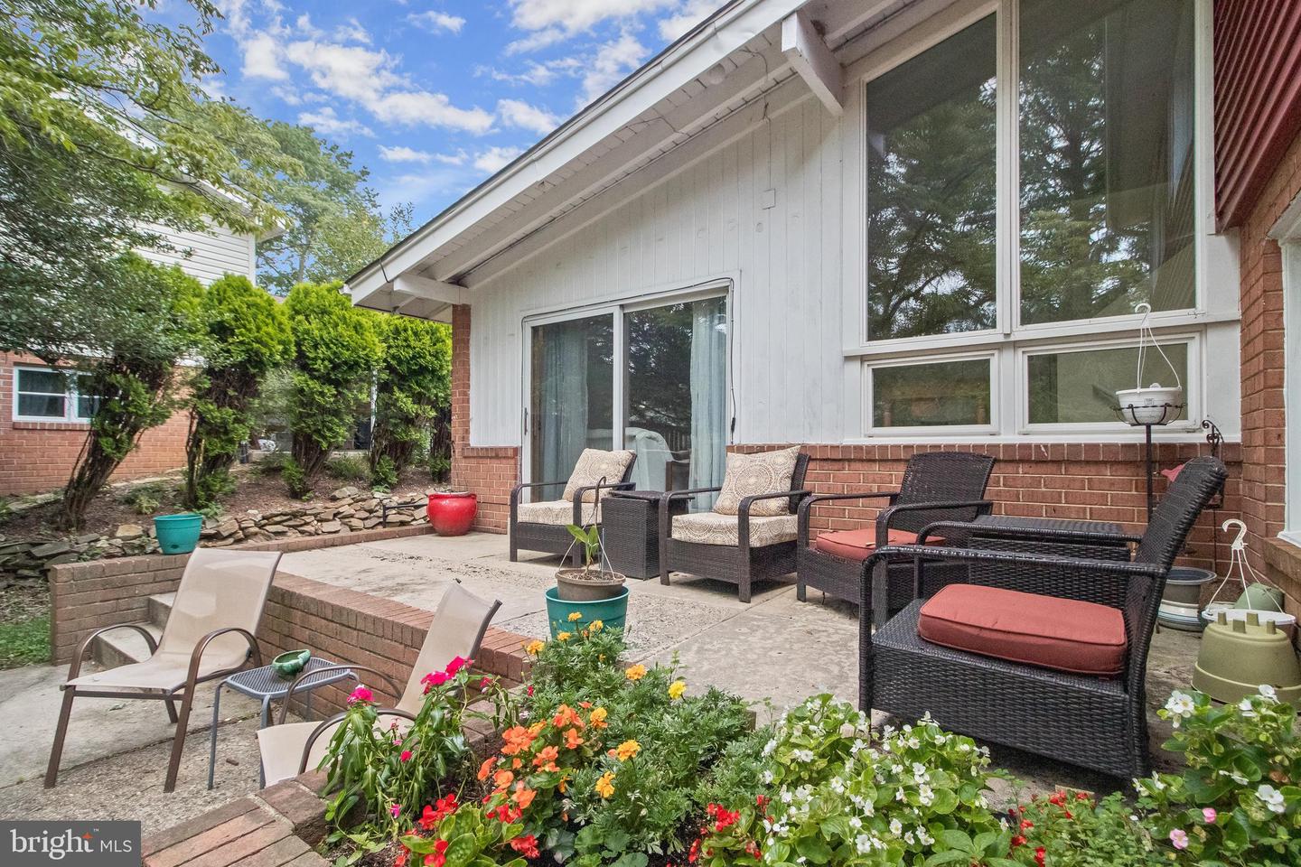 11400 Cloverhill Dr Property Photo 33