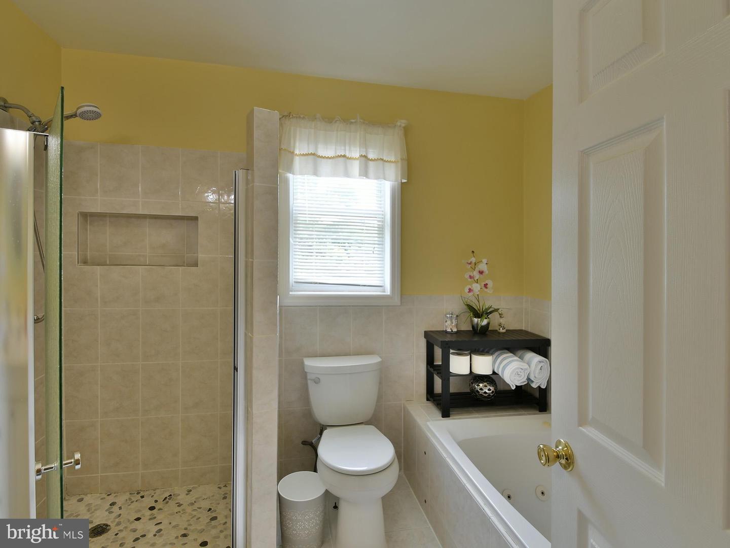 1201 Schindler Dr Property Photo 15