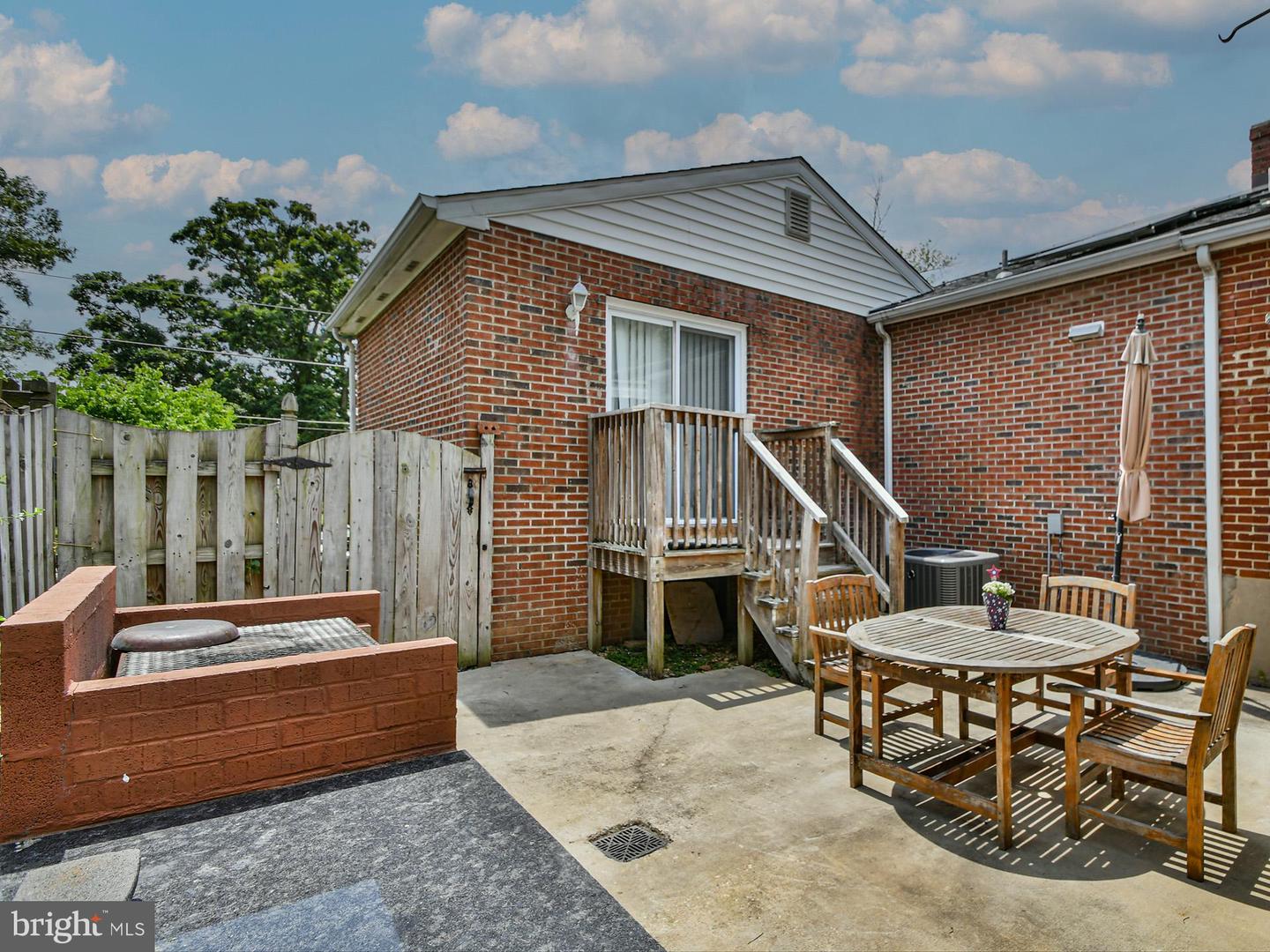 1201 Schindler Dr Property Photo 35