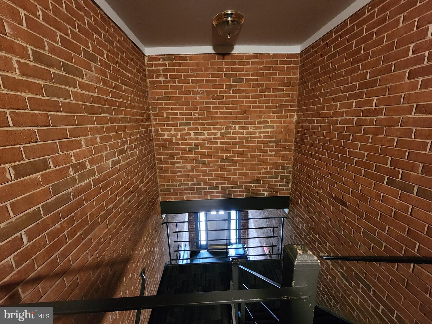 884 College Pkwy #302 Property Photo 2