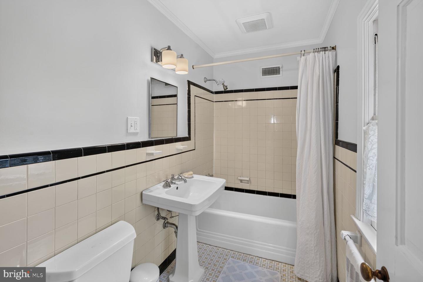 6406 Western Ave Property Photo 20