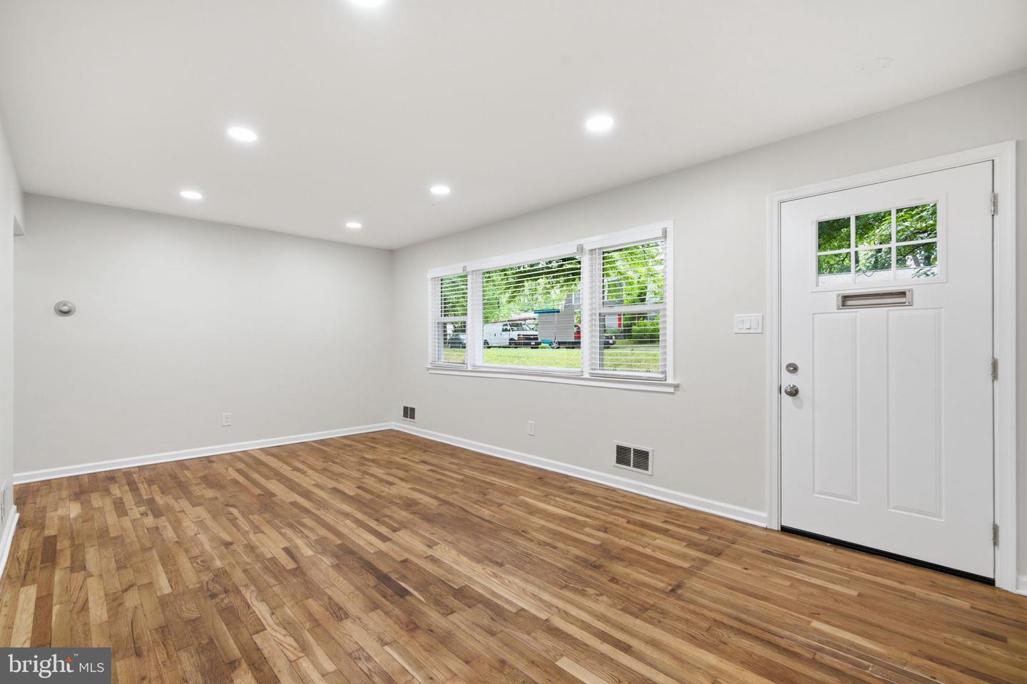 18 Grandin Cir Property Photo 2