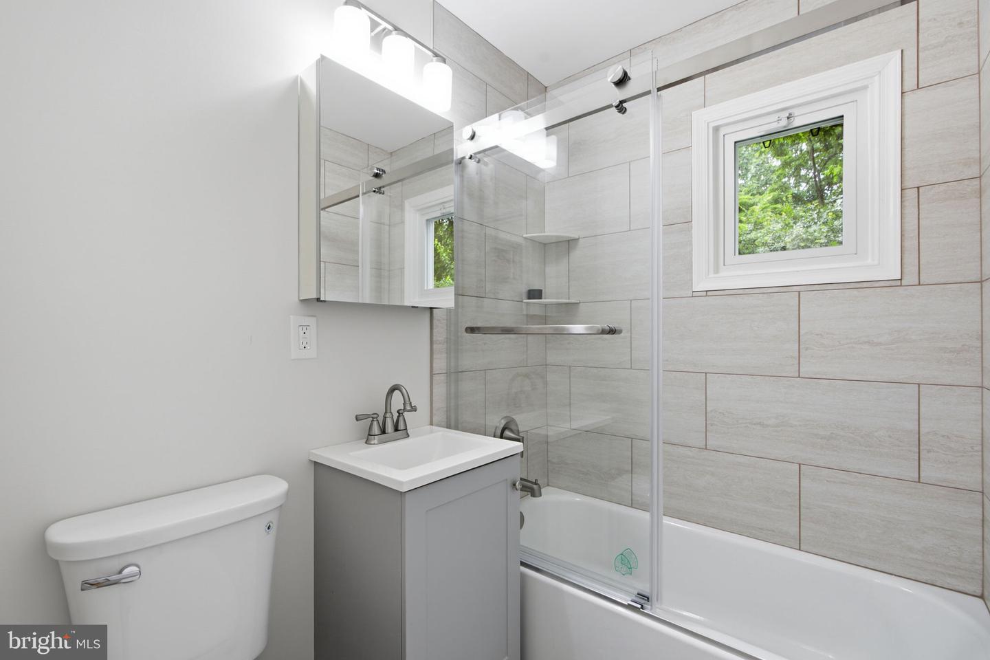 18 Grandin Cir Property Photo 20