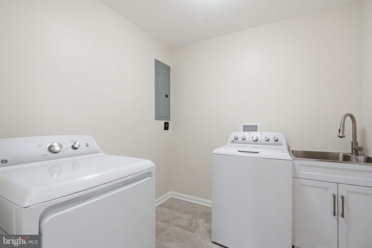 18 Grandin Cir Property Photo 32