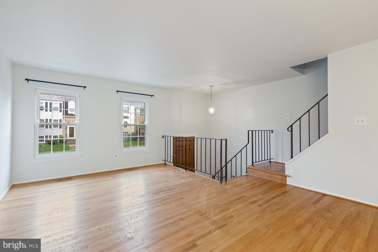 711 Ivy League Ln #22-130 Property Photo 2