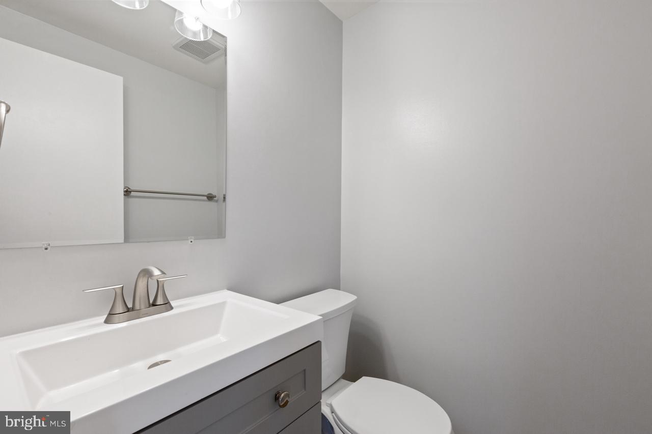 711 Ivy League Ln #22-130 Property Photo 7