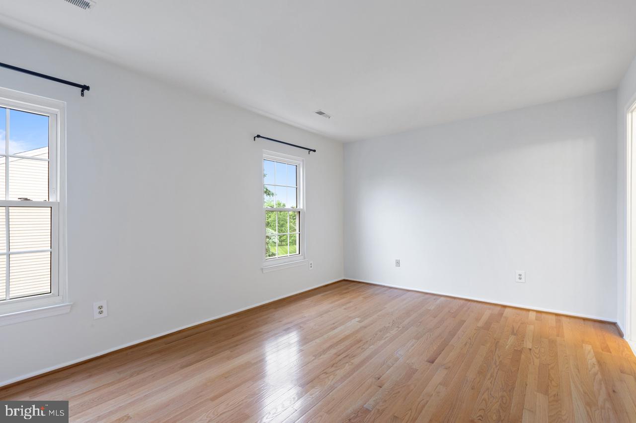 711 Ivy League Ln #22-130 Property Photo 8