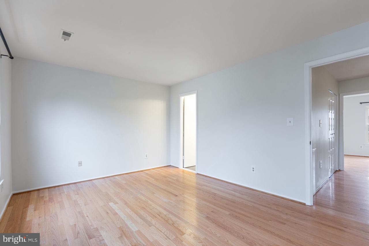 711 Ivy League Ln #22-130 Property Photo 9