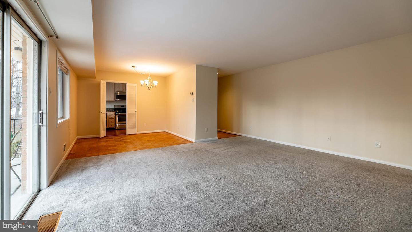 10648 Montrose Ave #102 Property Photo 5