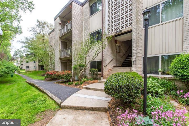 5202 Crossfield Ct #126 Property Photo 1