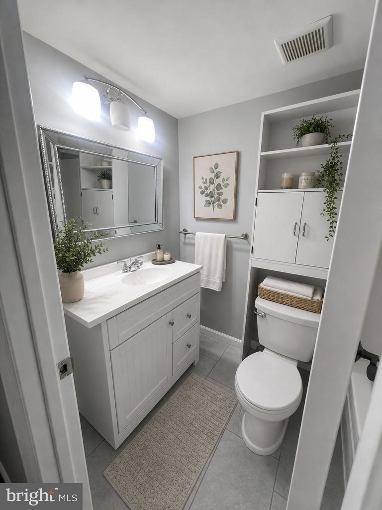 5202 Crossfield Ct #126 Property Photo 4