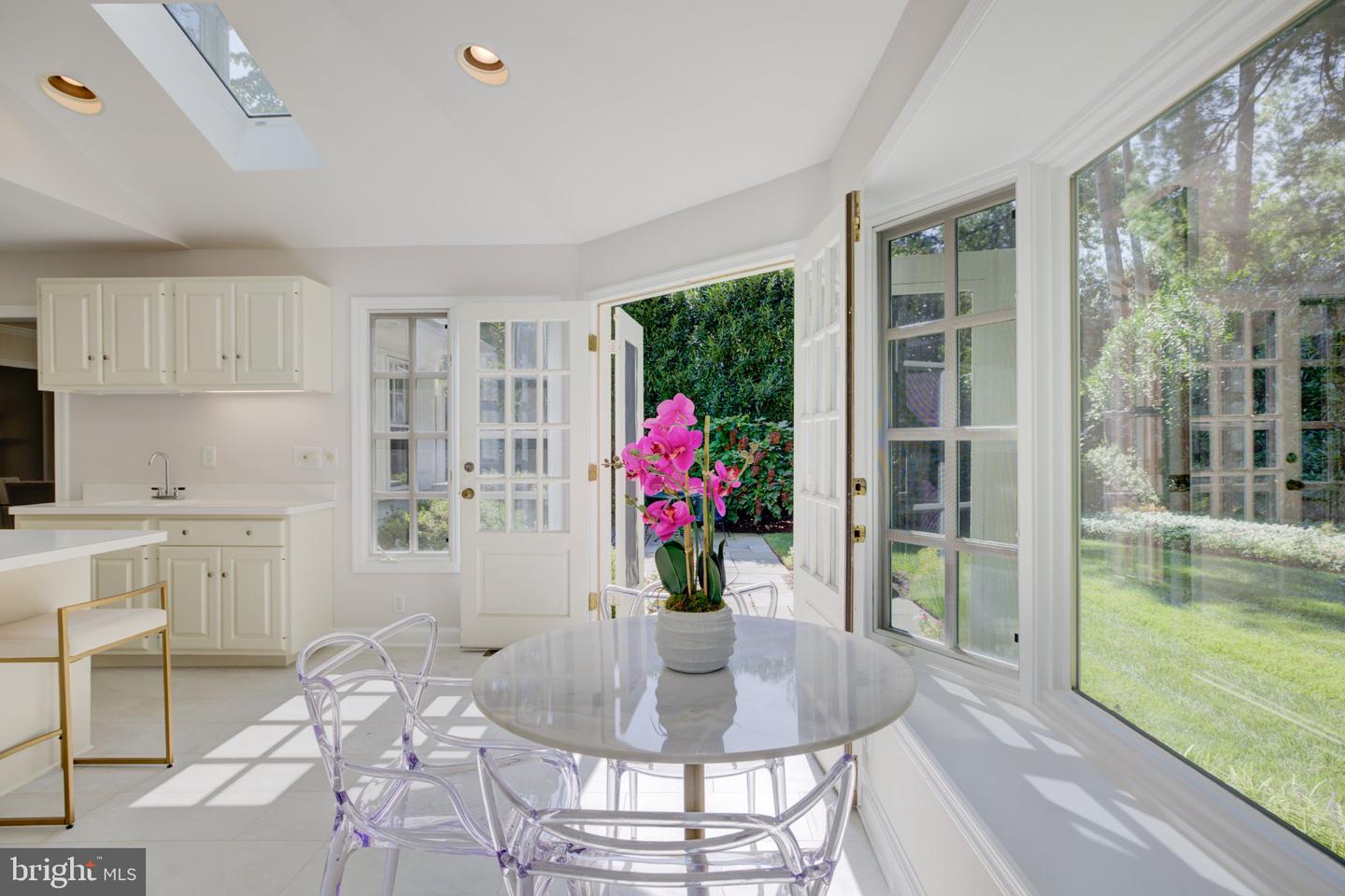 5016 Scarsdale Rd Property Photo 13