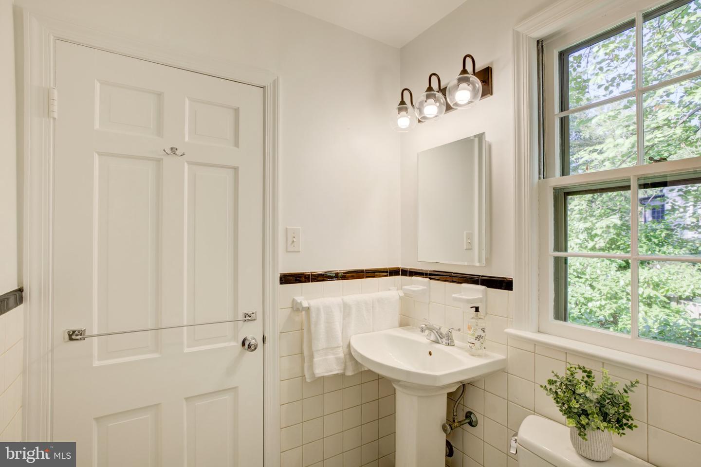 5016 Scarsdale Rd Property Photo 24