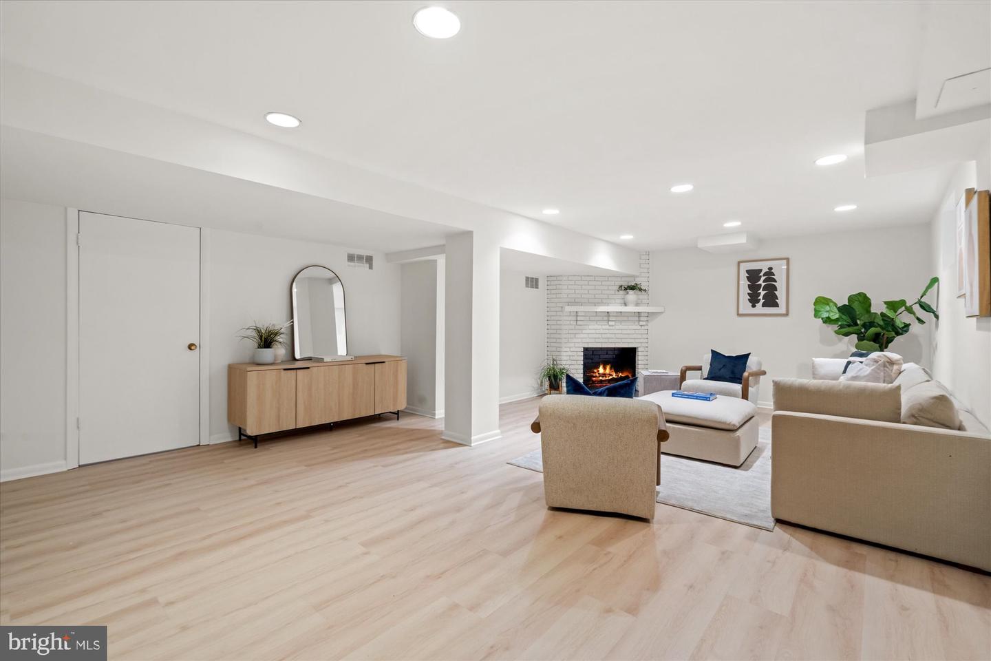 5016 Scarsdale Rd Property Photo 33