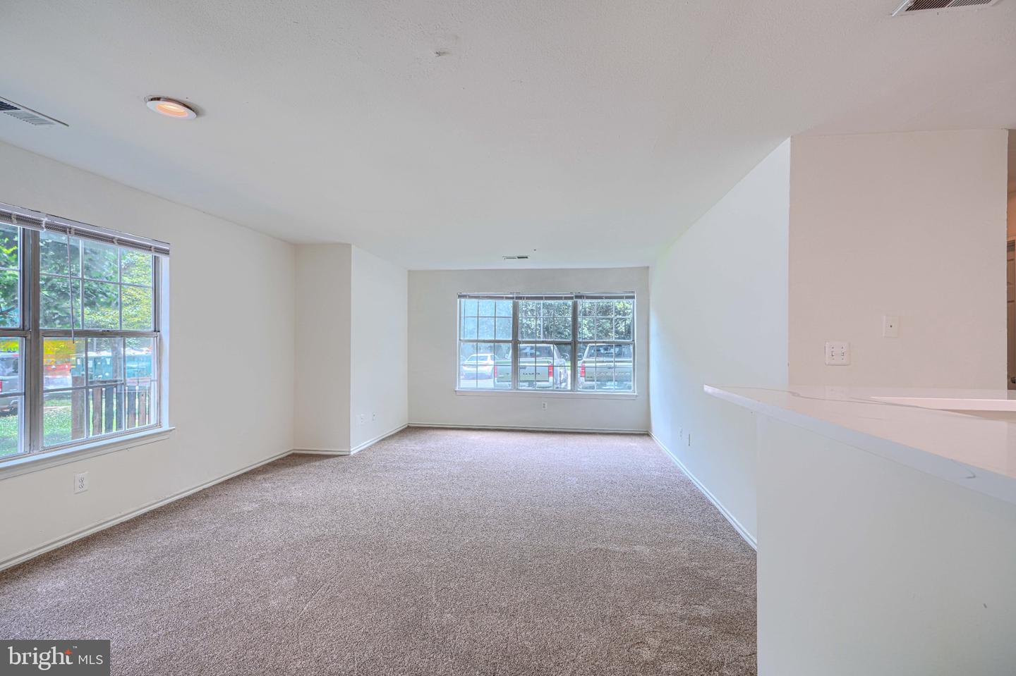 18519 Boysenberry Dr #253 Property Photo 4