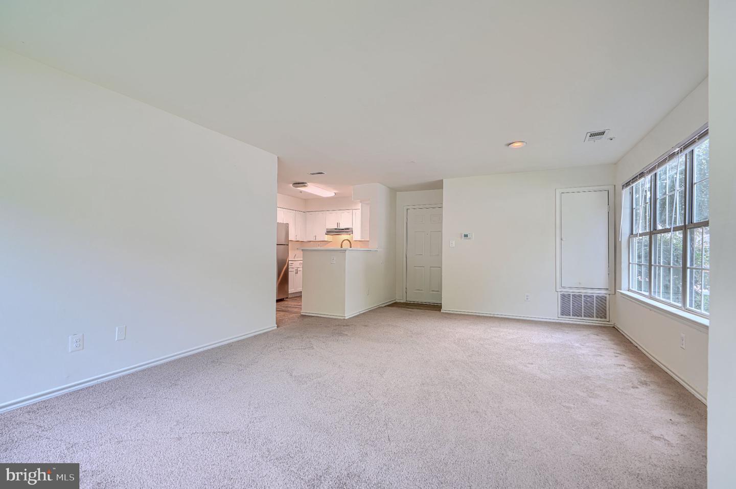 18519 Boysenberry Dr #253 Property Photo 6