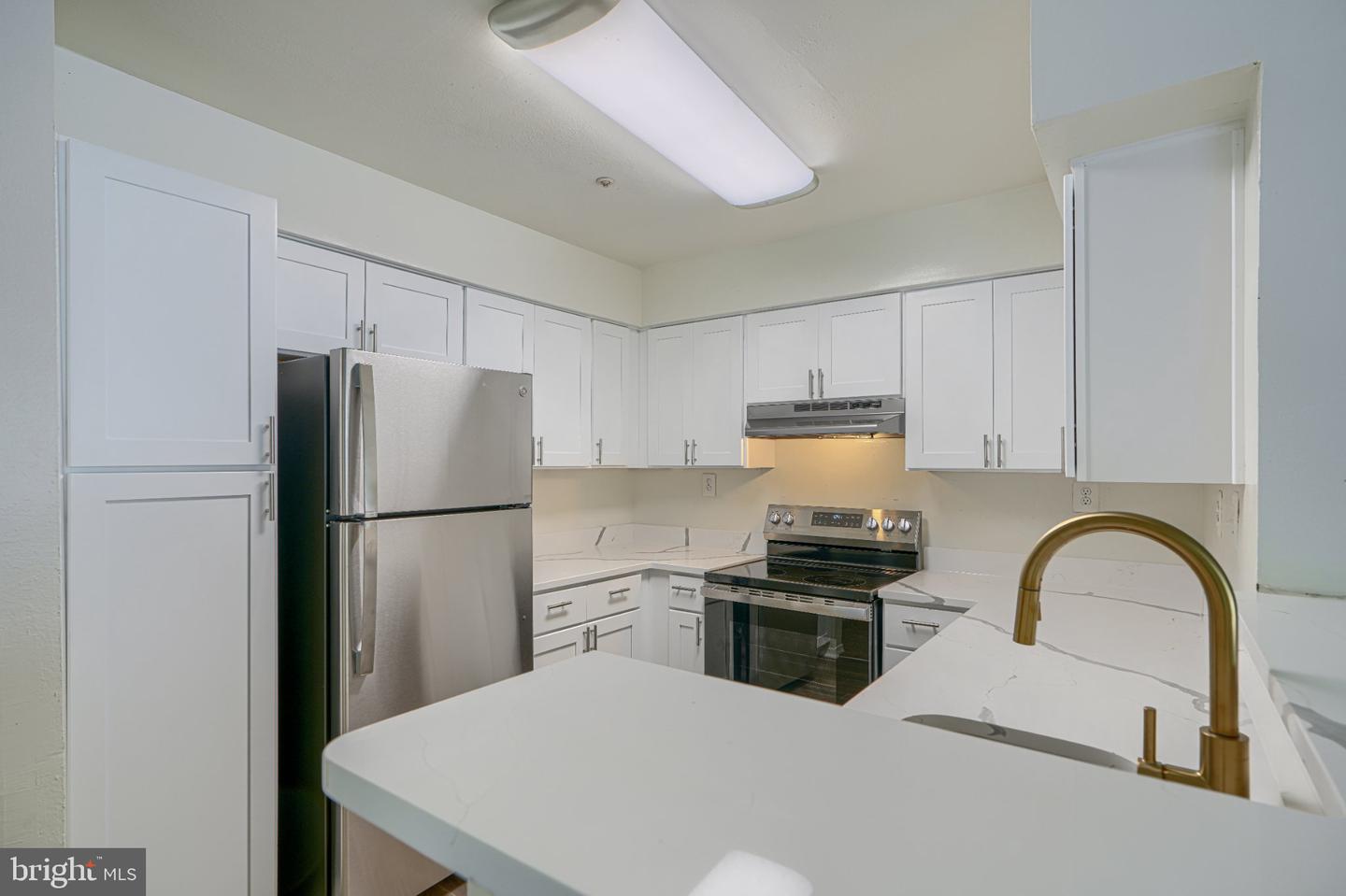 18519 Boysenberry Dr #253 Property Photo 9