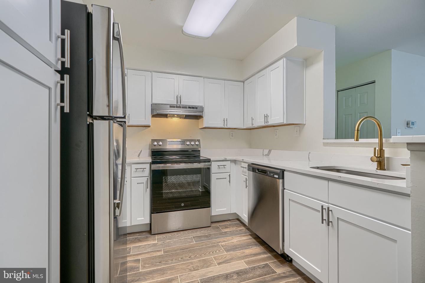 18519 Boysenberry Dr #253 Property Photo 10