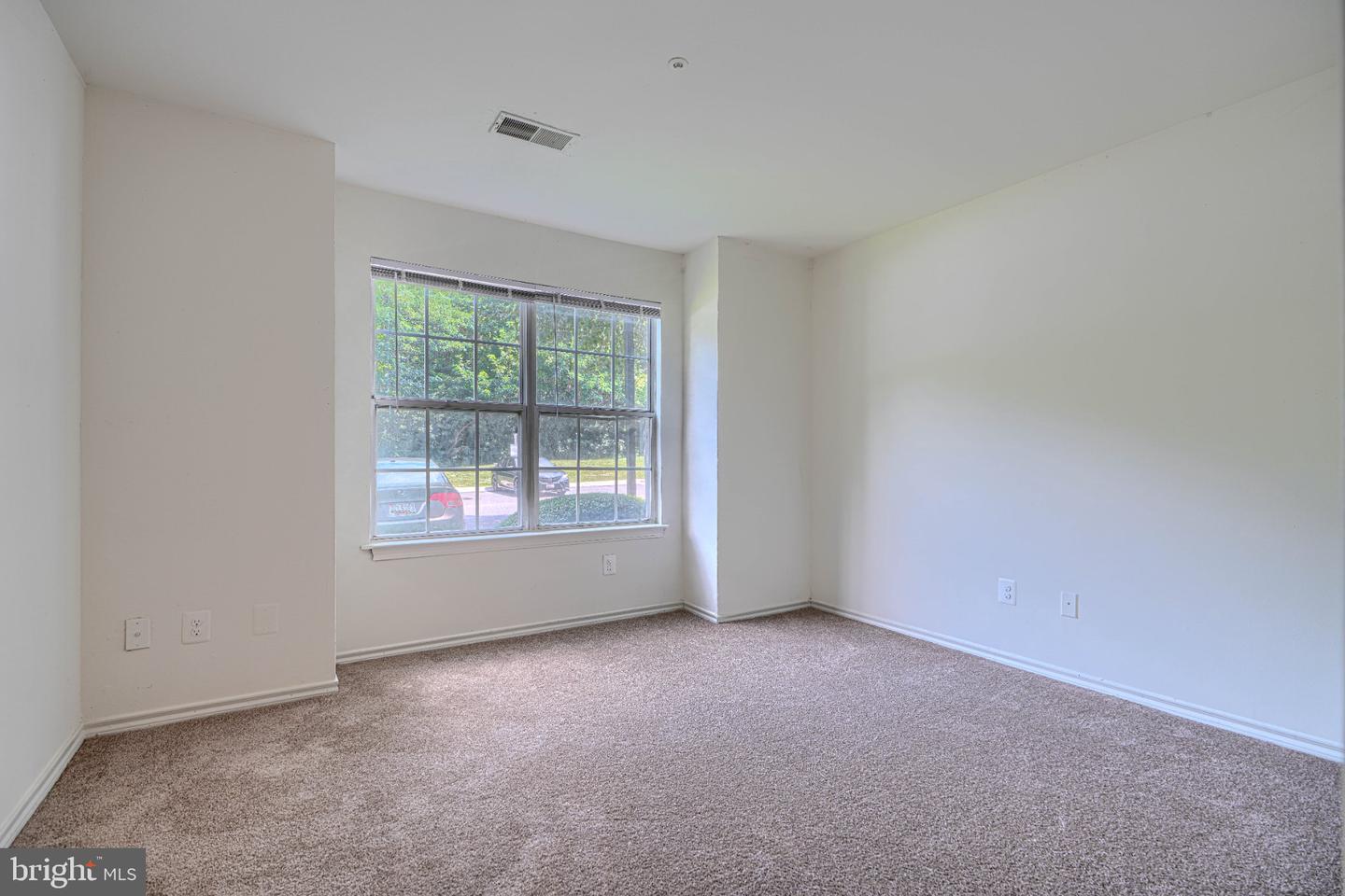 18519 Boysenberry Dr #253 Property Photo 16