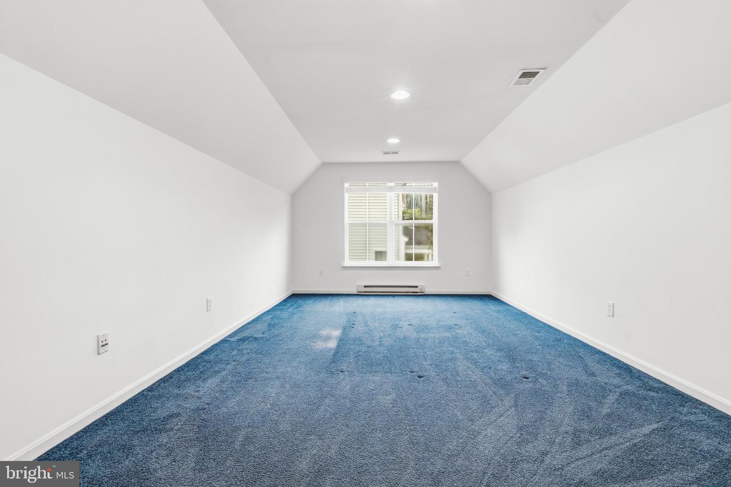 22409 Brook Point Way Property Photo 34