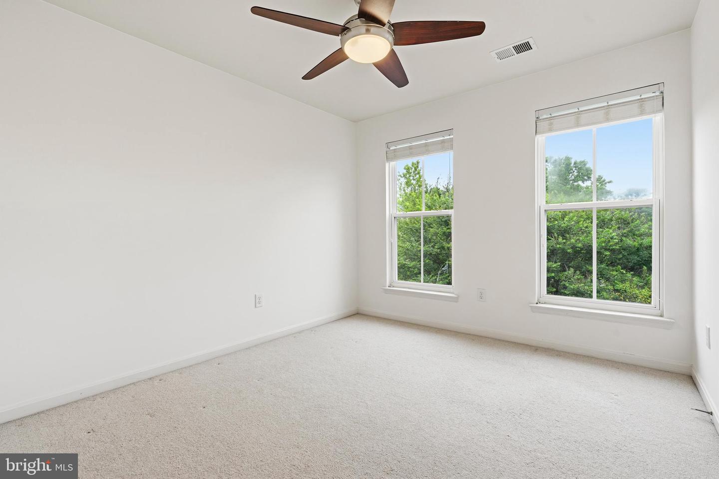 22409 Brook Point Way Property Photo 37