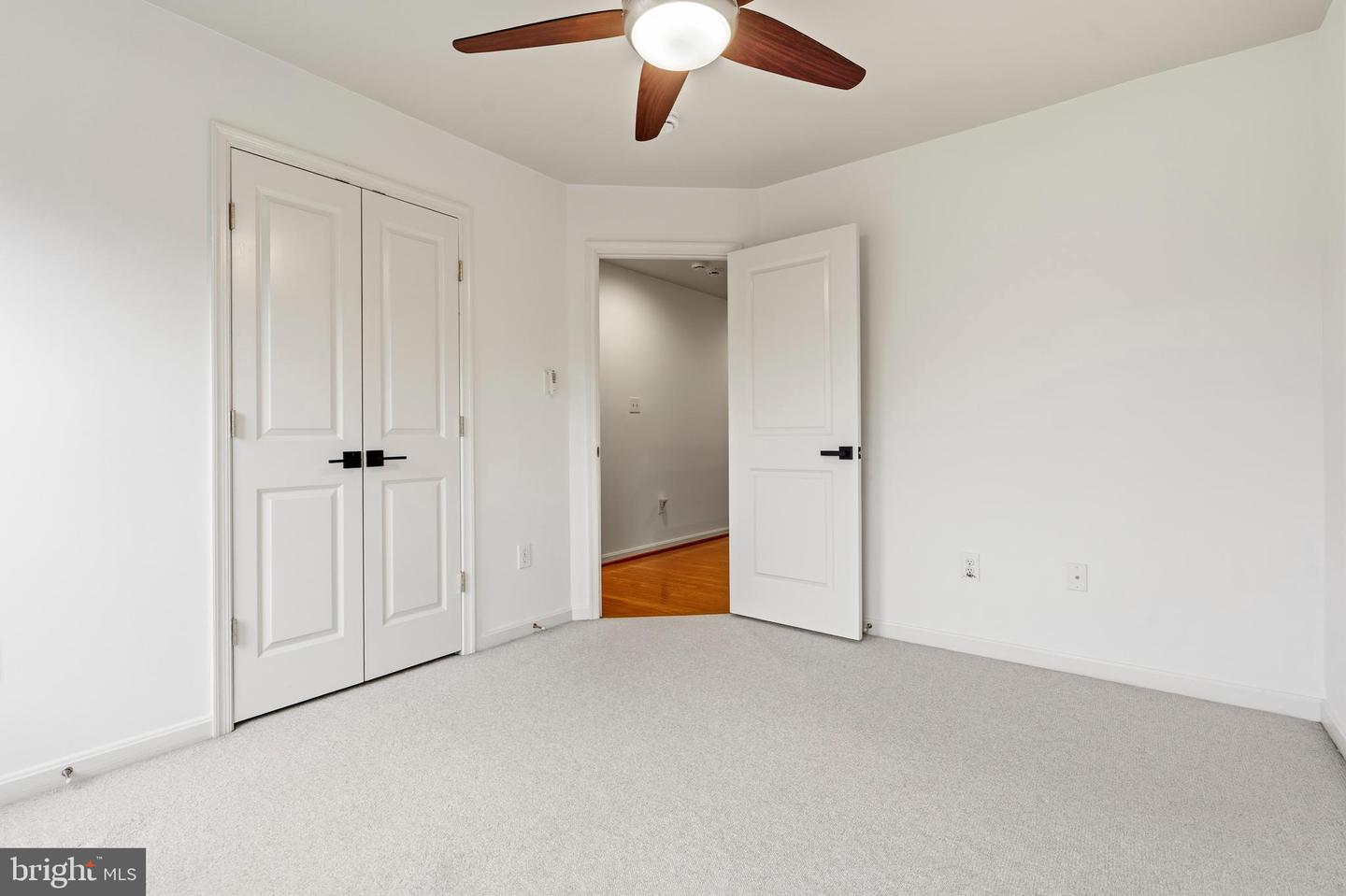 22409 Brook Point Way Property Photo 38