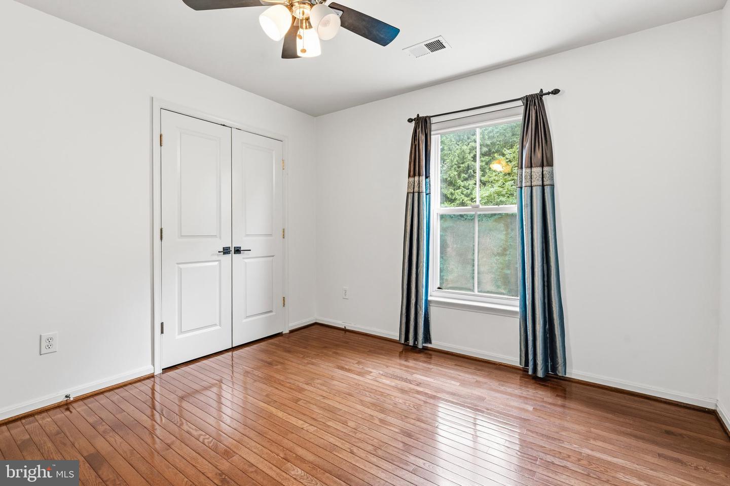 22409 Brook Point Way Property Photo 44