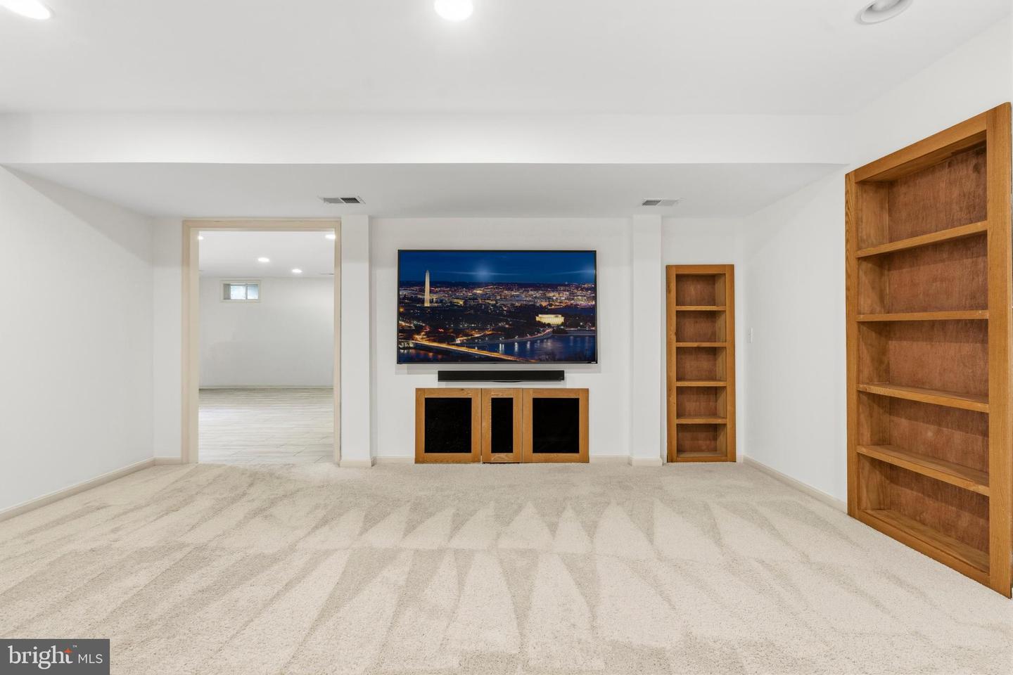 22409 Brook Point Way Property Photo 58