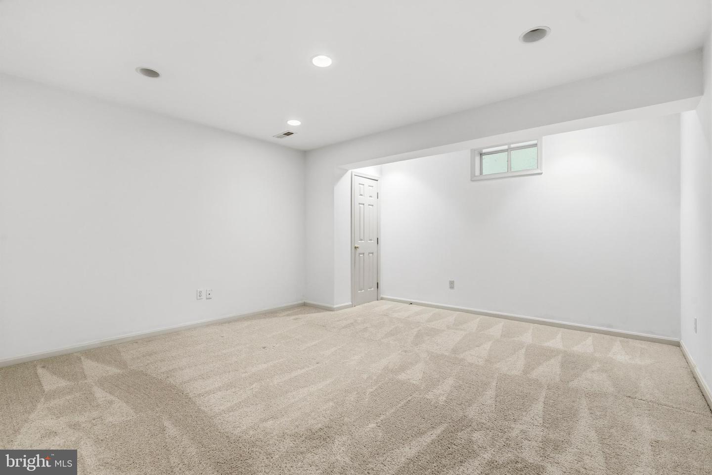 22409 Brook Point Way Property Photo 60