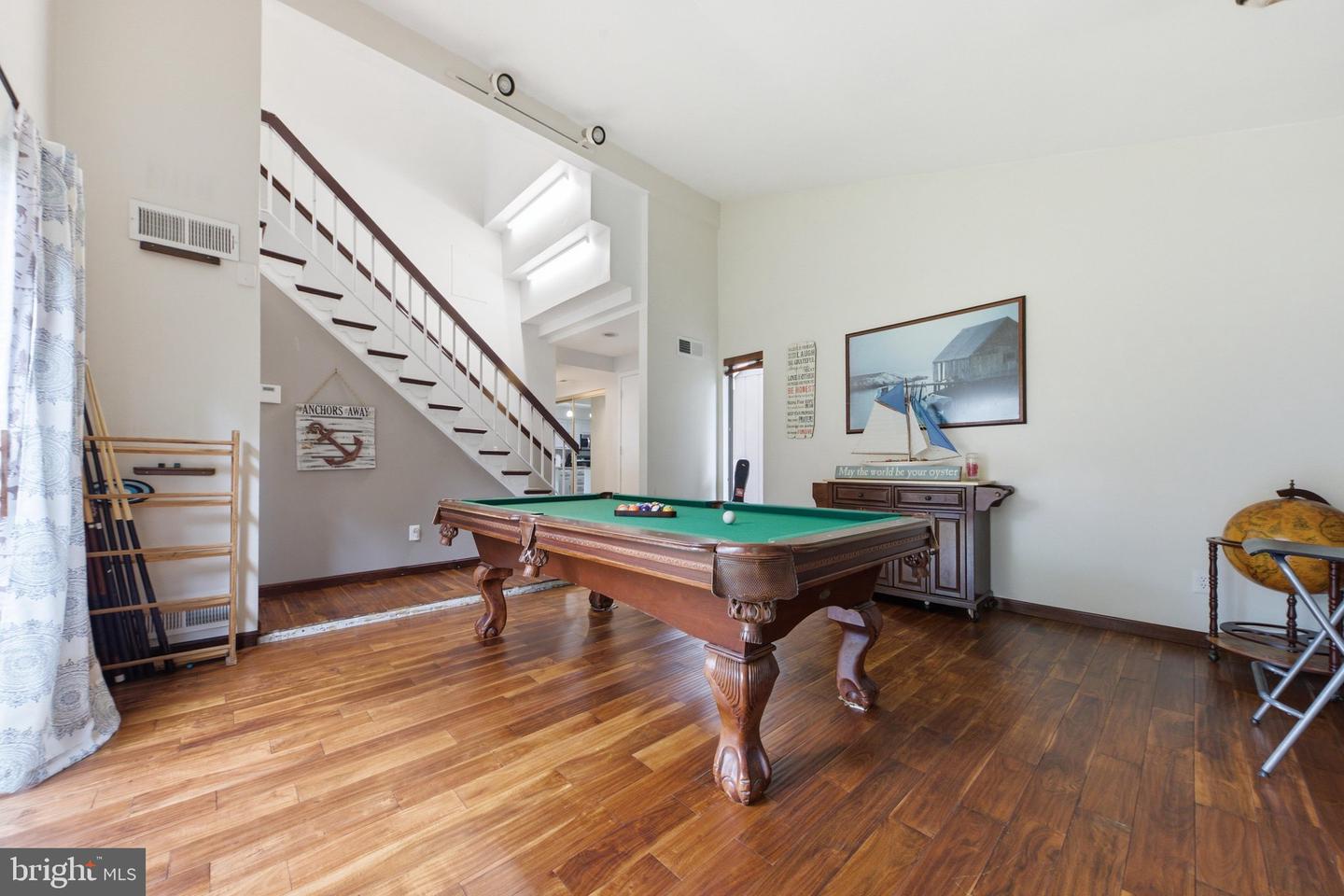 10725 Wayridge Dr Property Photo 6