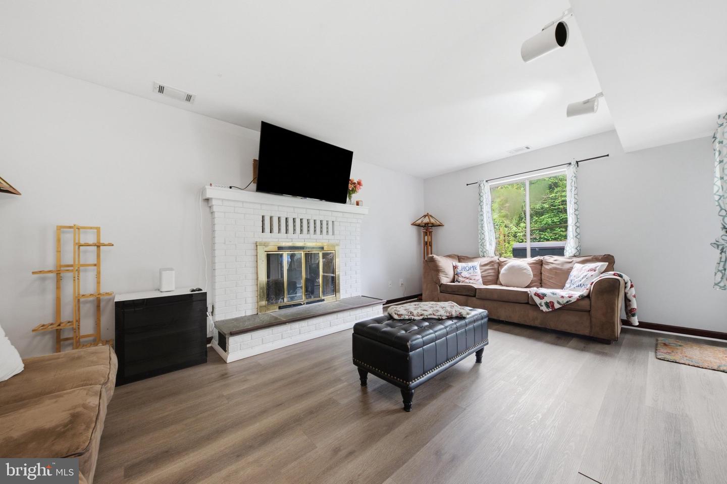 10725 Wayridge Dr Property Photo 11