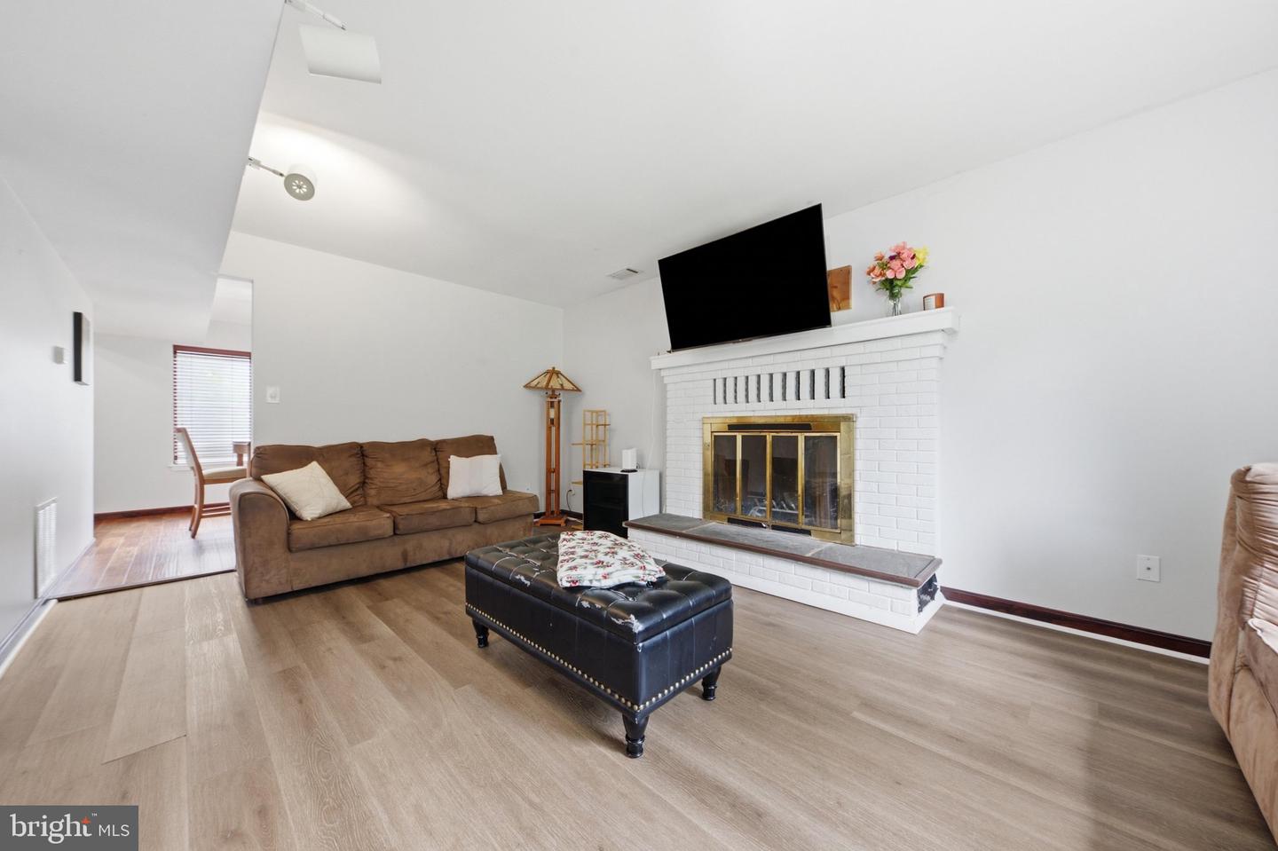 10725 Wayridge Dr Property Photo 14