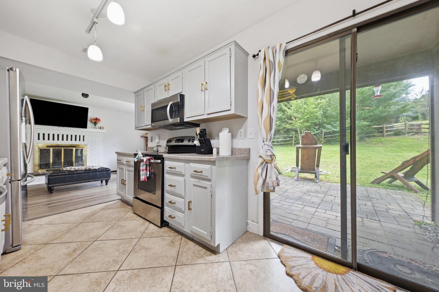 10725 Wayridge Dr Property Photo 16