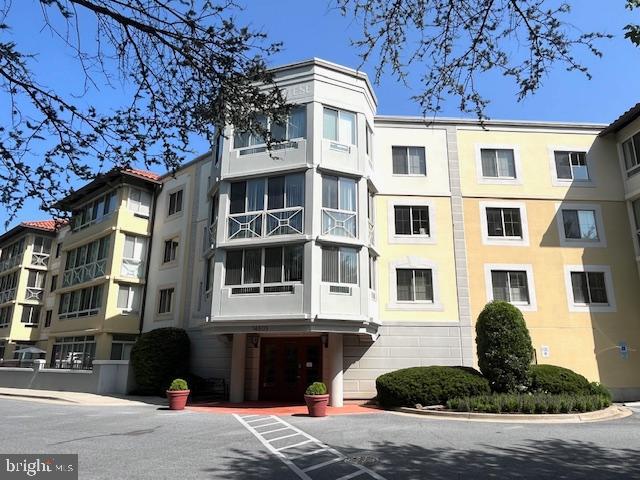 14805 PENNFIELD CIR #307 Property Photo 1