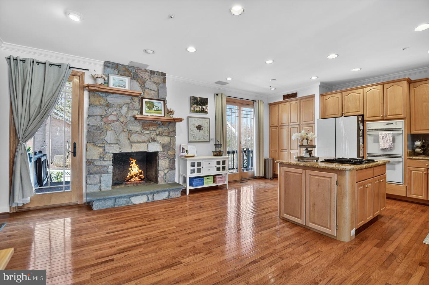 105 Crofton Hill Ln Property Photo 11