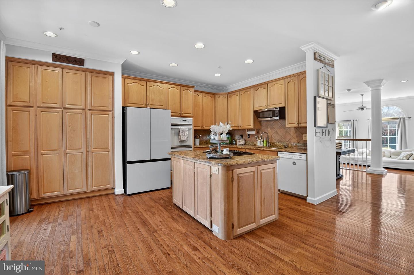 105 Crofton Hill Ln Property Photo 12