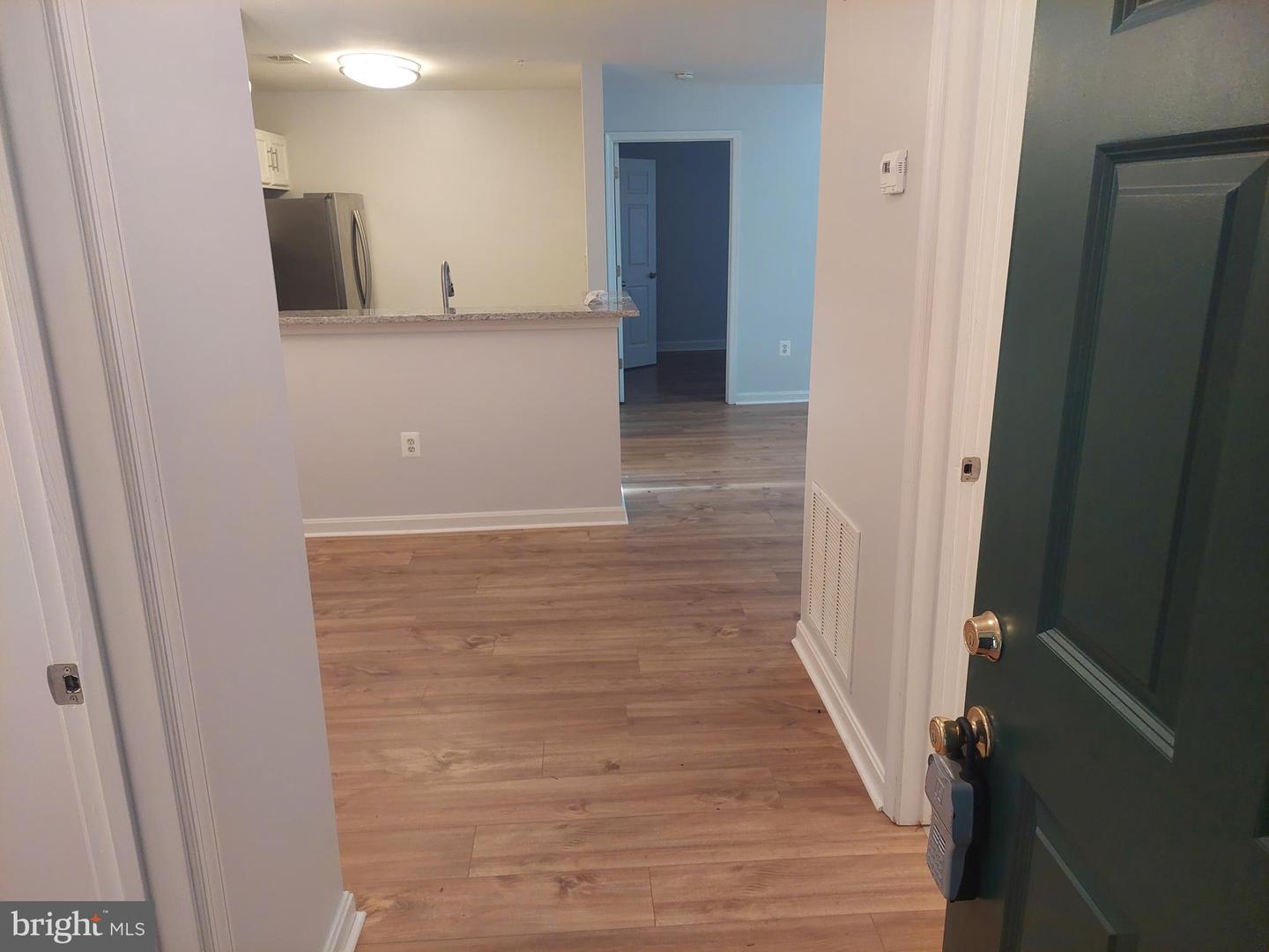 MDMC2243990 Property Photo 3