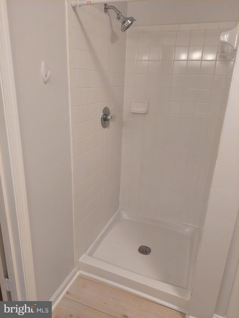 MDMC2243990 Property Photo 12